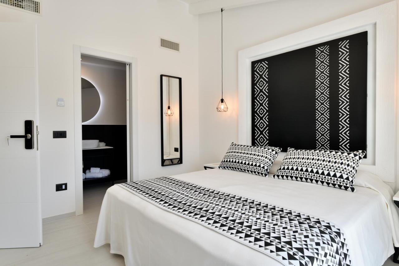 Cara A Bentu - Charming Rooms Tortolì Extérieur photo