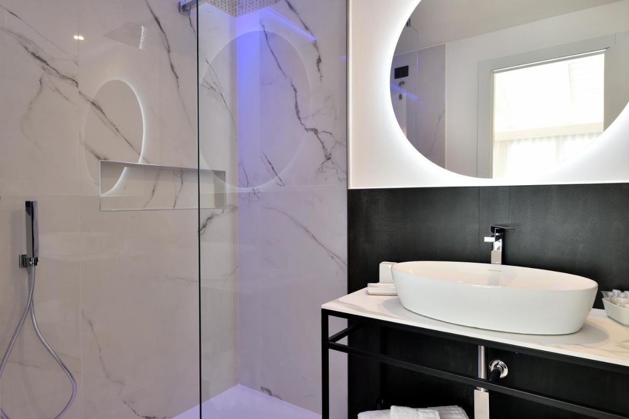 Cara A Bentu - Charming Rooms Tortolì Extérieur photo